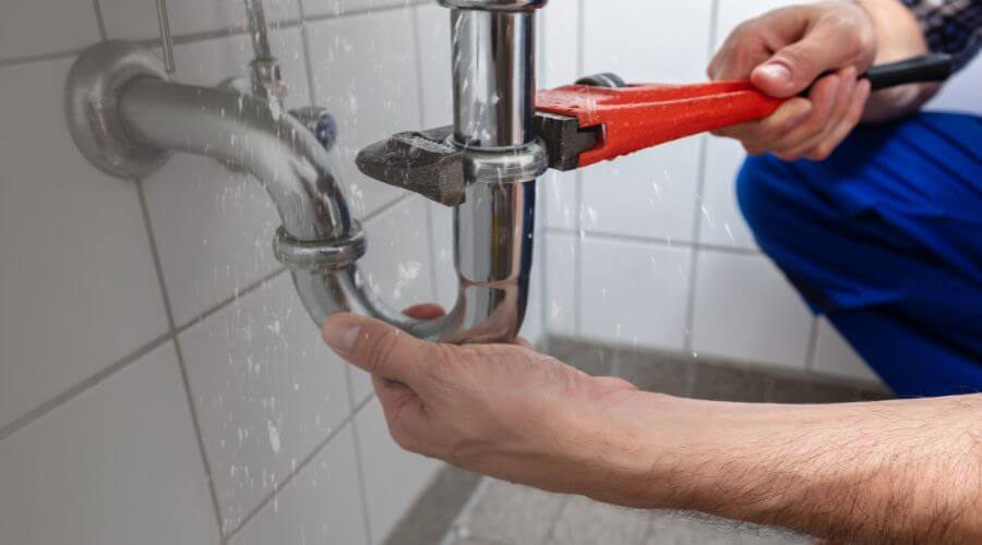 Local expert plumbing services in Santa Maria, TX